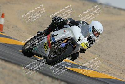 media/Jan-14-2023-SoCal Trackdays (Sat) [[497694156f]]/Turn 12 (120pm)/